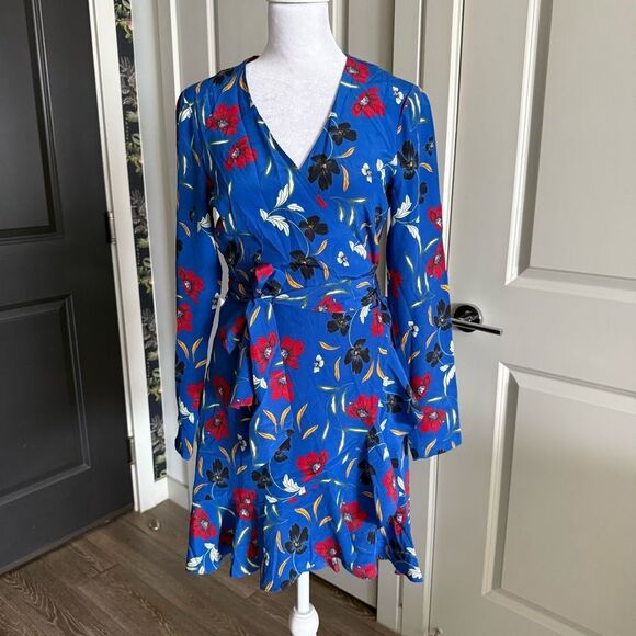 Intermix 100% Silk Blue Floral Long Sleeve Wrap Mini Dress Size XS - Picture 1 of 7